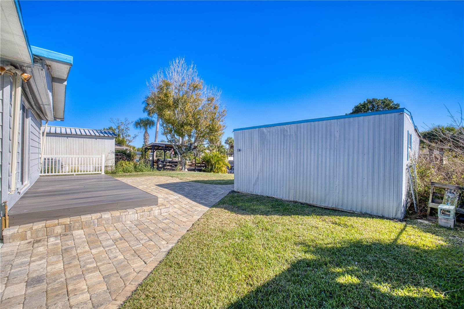 SOUTH WATERFRONT PARK - Residential