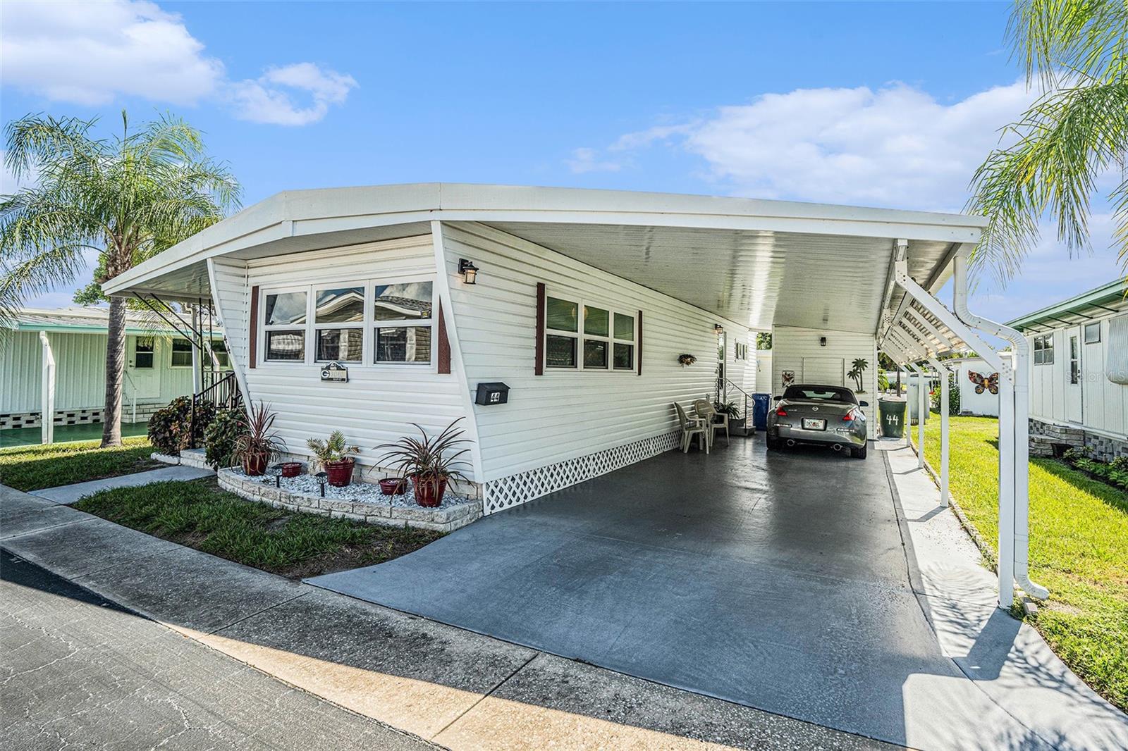 1040 MAIN STREET 44