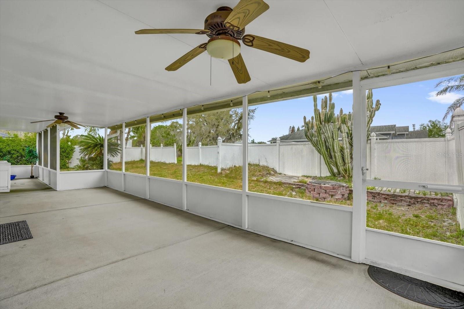 AUTUMN WOODS UNIT 02 - Residential