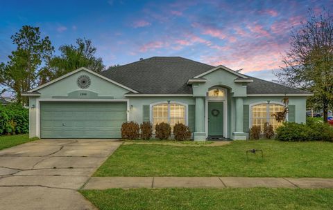 Photo of 1390 Wildberry Lane, Deltona, FL 32725 (MLS # O6391219)