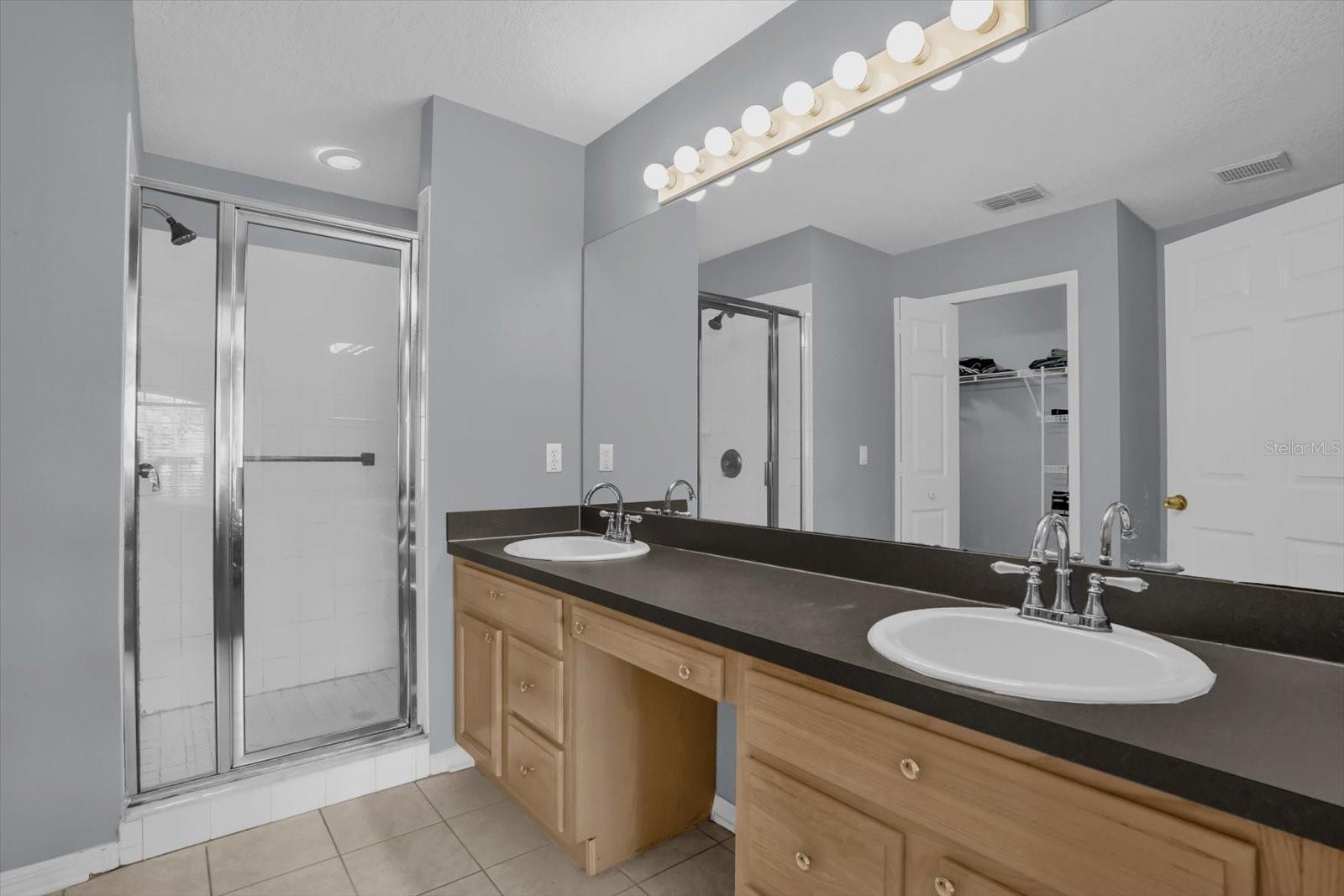 AUTUMN WOODS UNIT 02 - Residential