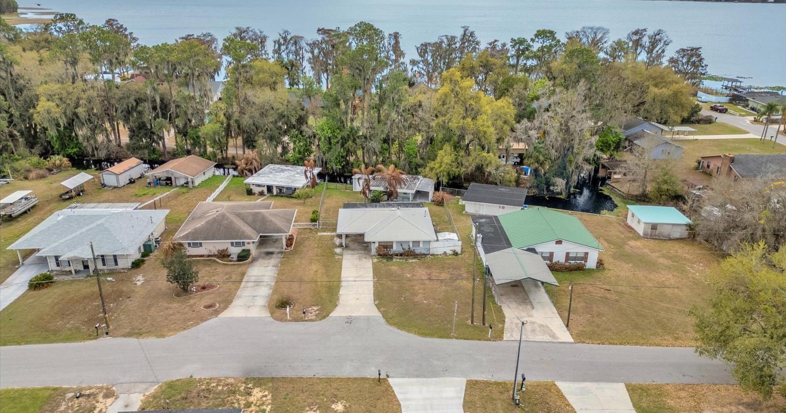LAKE PIERCE HEIGHTS - Residential