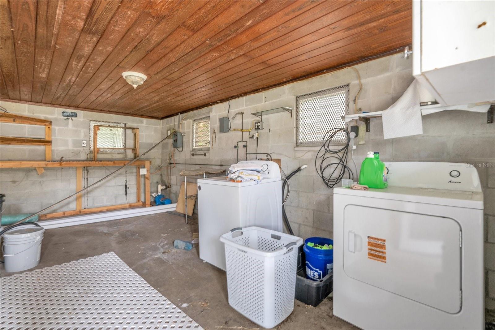 LAKE PIERCE HEIGHTS - Residential