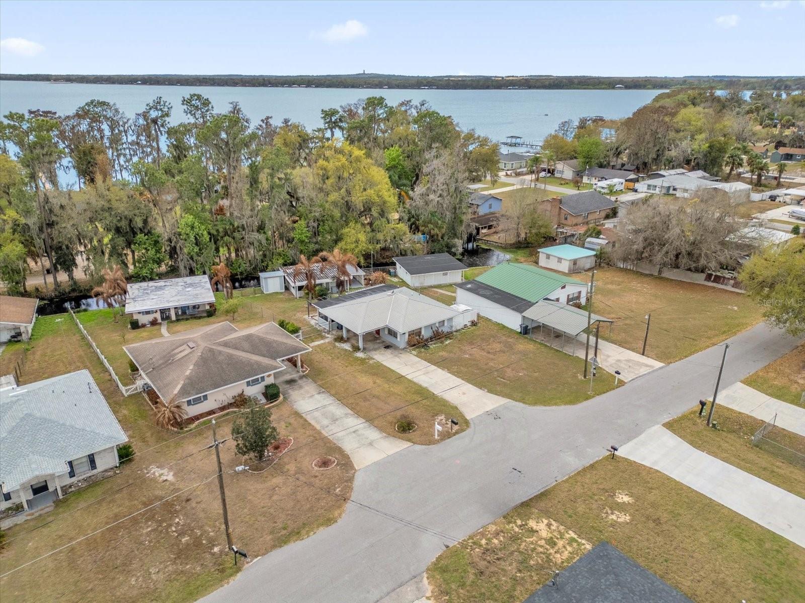 LAKE PIERCE HEIGHTS - Residential