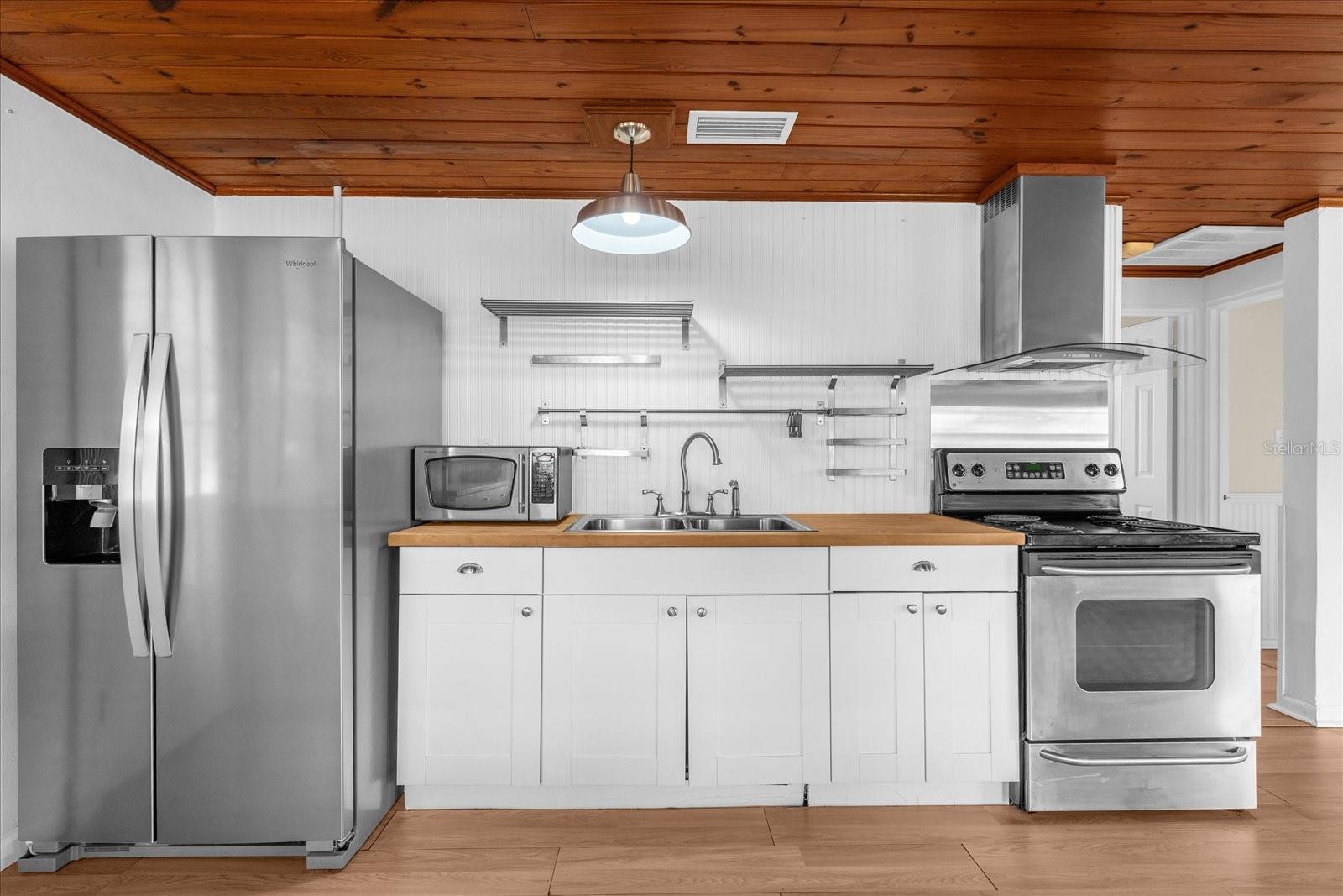 LAKE PIERCE HEIGHTS - Residential