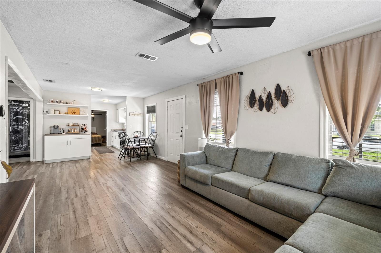WINSTON HEIGHTS - Residential