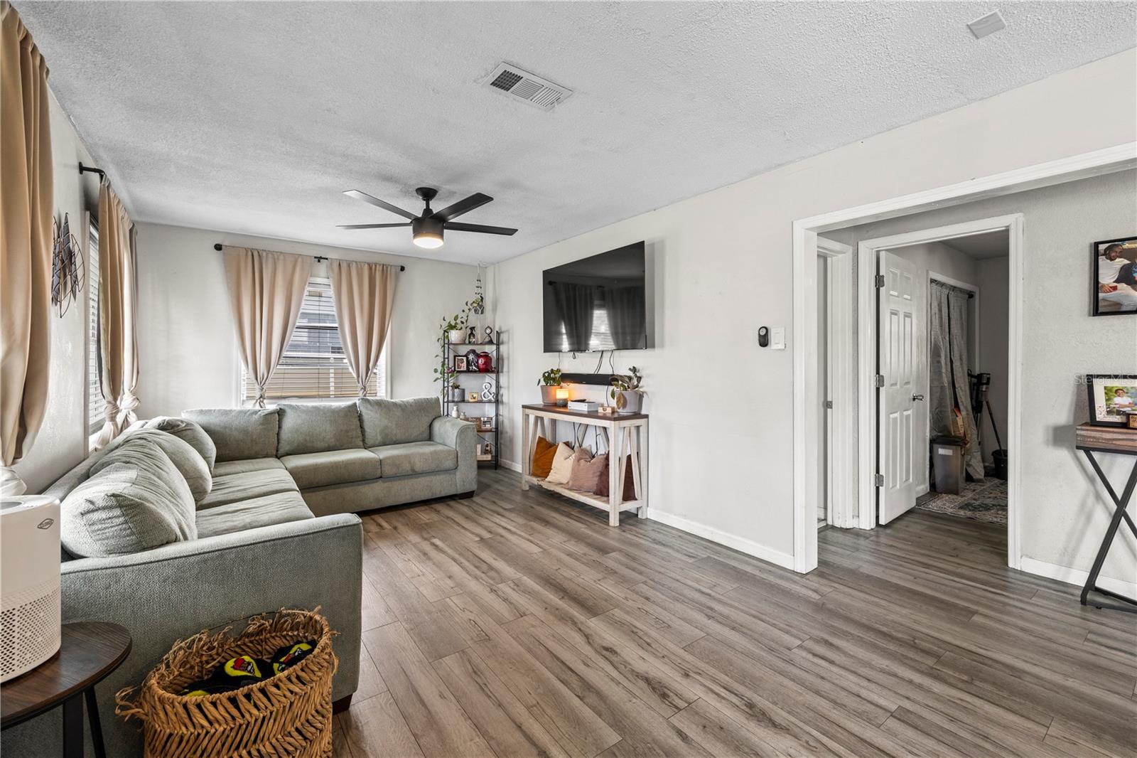 WINSTON HEIGHTS - Residential