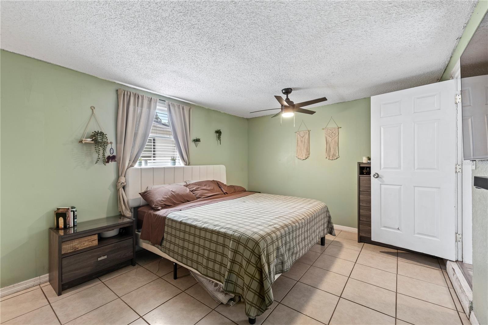 WINSTON HEIGHTS - Residential