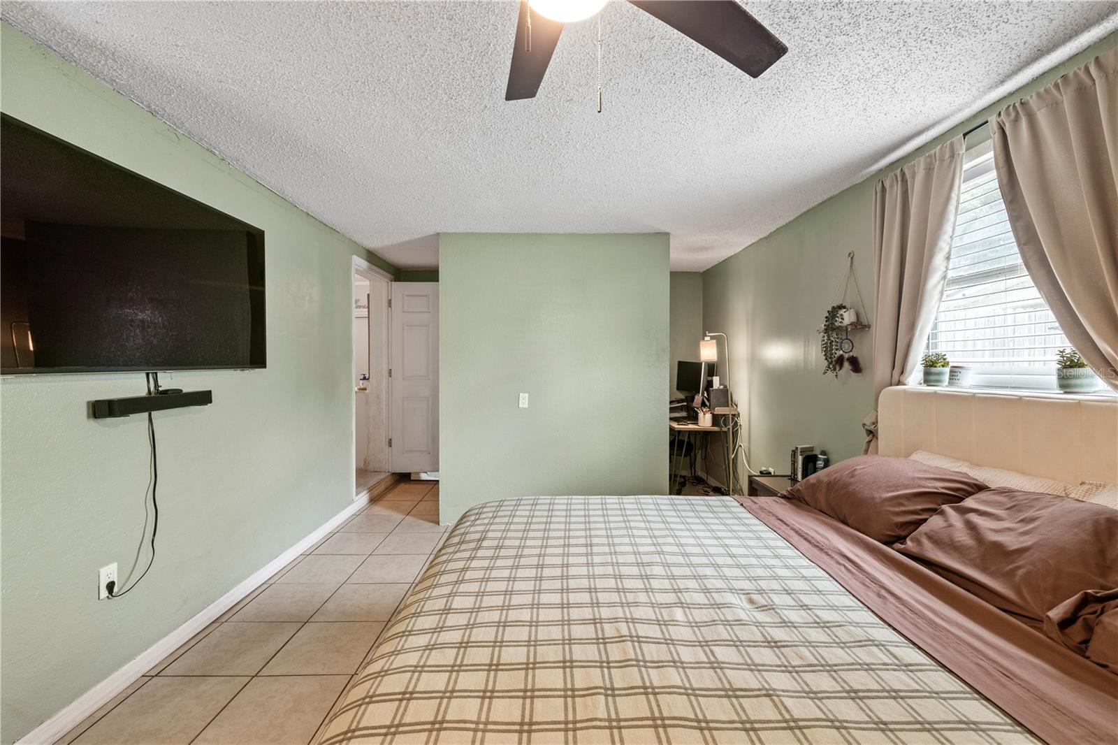 WINSTON HEIGHTS - Residential