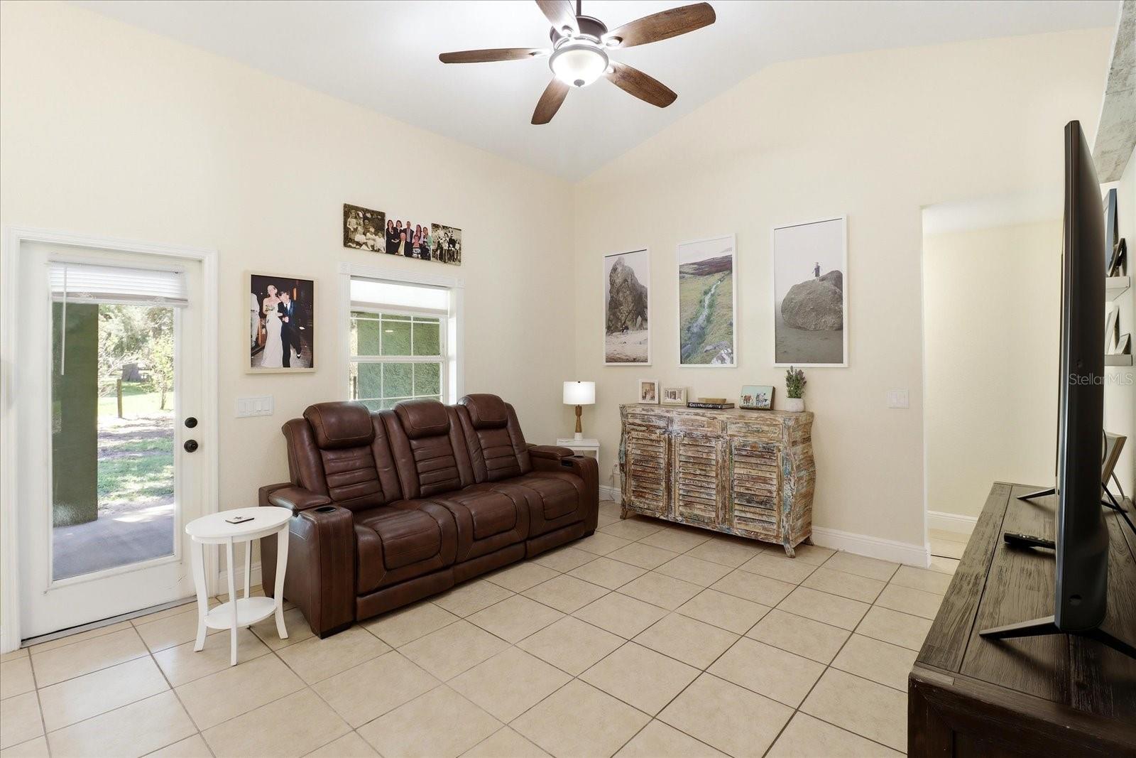 SUMMERFIELD - Residential