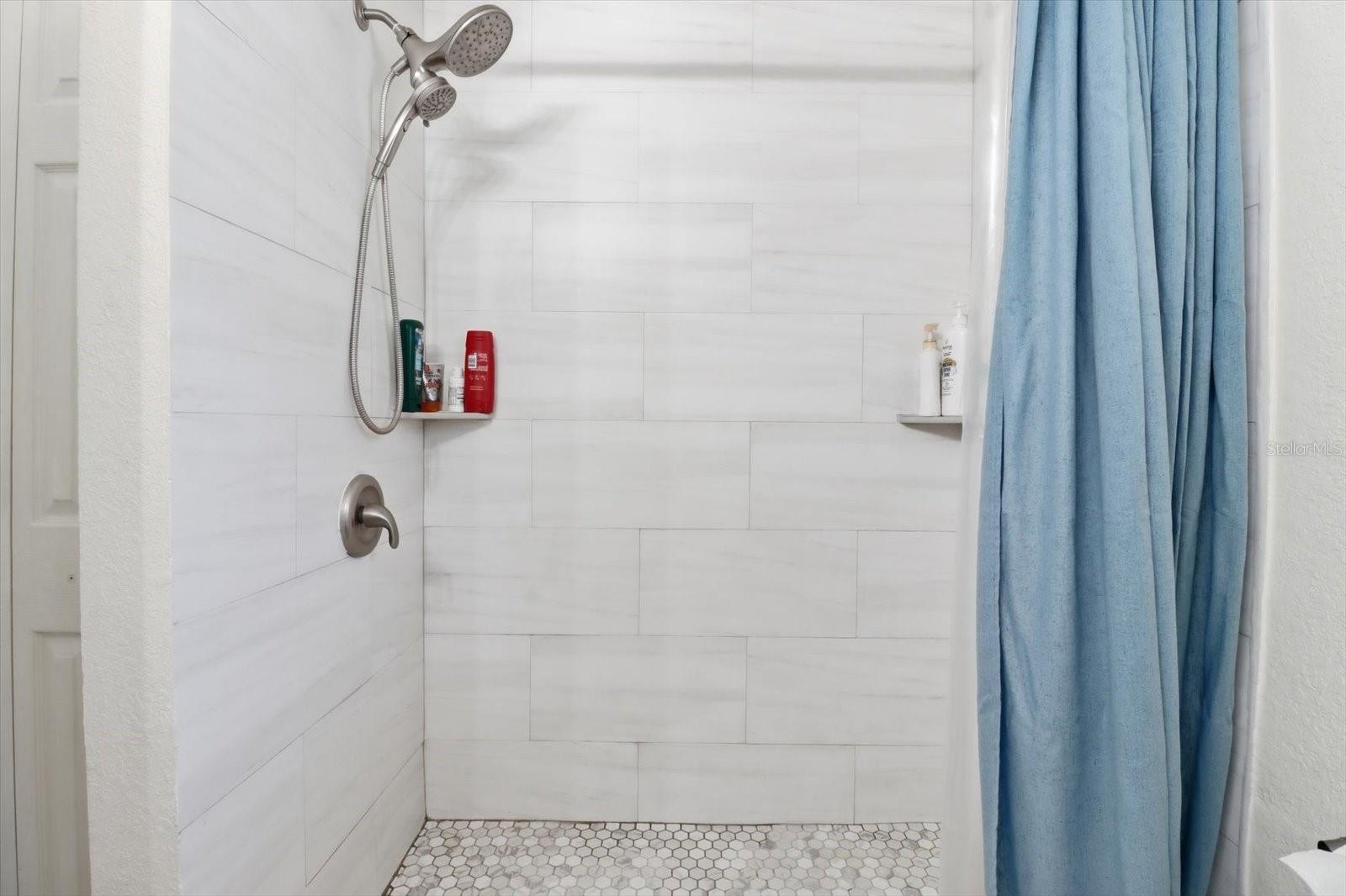 SUMMERFIELD - Residential