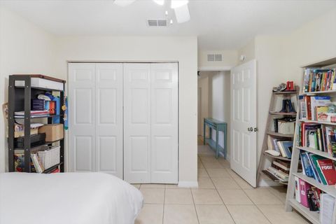 Tiny photo for 1040 SE 162nd Place, Summerfield, FL 34491 (MLS # OM720972)