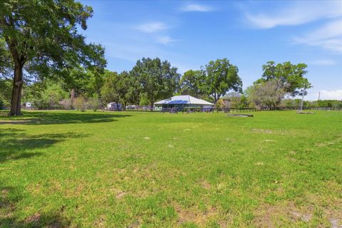 Tiny photo for 1040 SE 162nd Place, Summerfield, FL 34491 (MLS # OM720972)