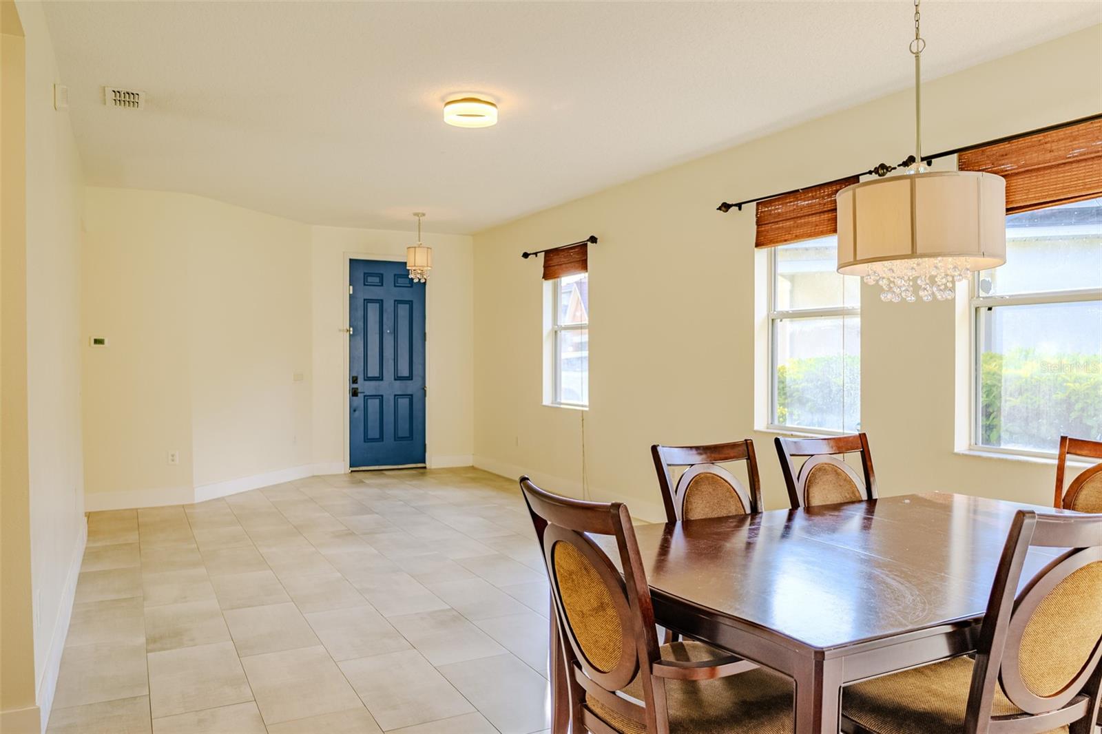 STRATFORD POINTE - Residential