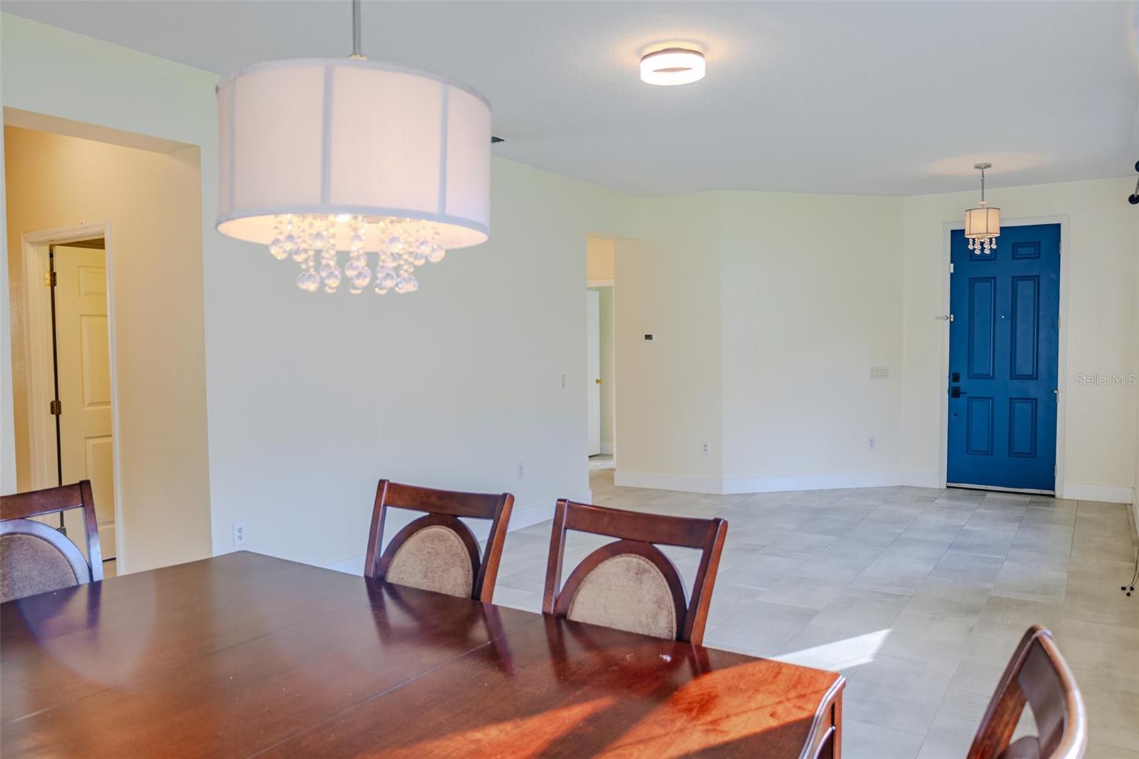 STRATFORD POINTE - Residential