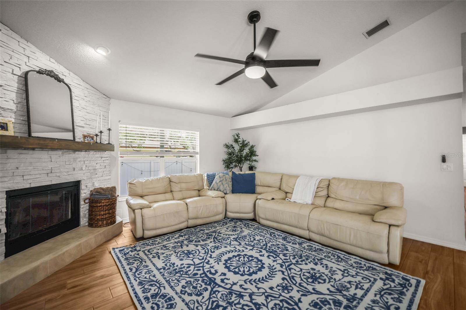 PLACIDO BAYOU - Residential