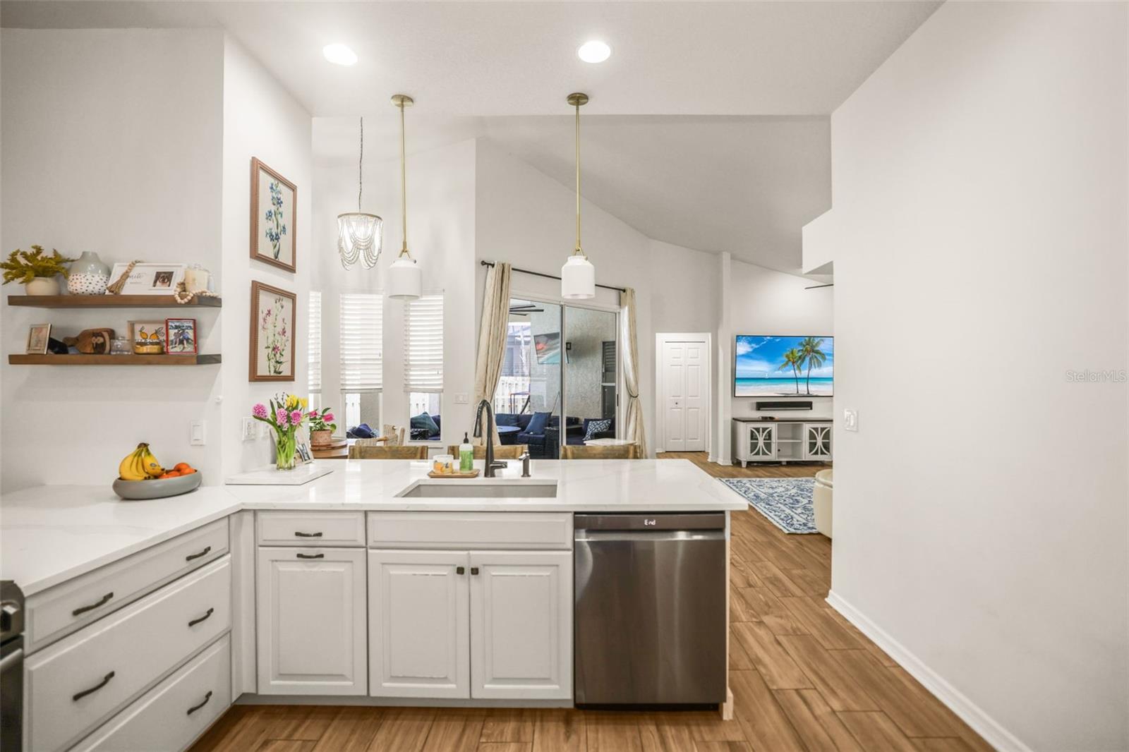 PLACIDO BAYOU - Residential