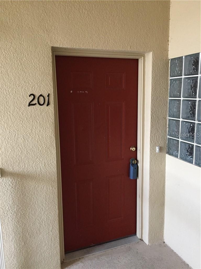 VILLAGES OF BLOOMINGDALE CONDO - Residential Lease