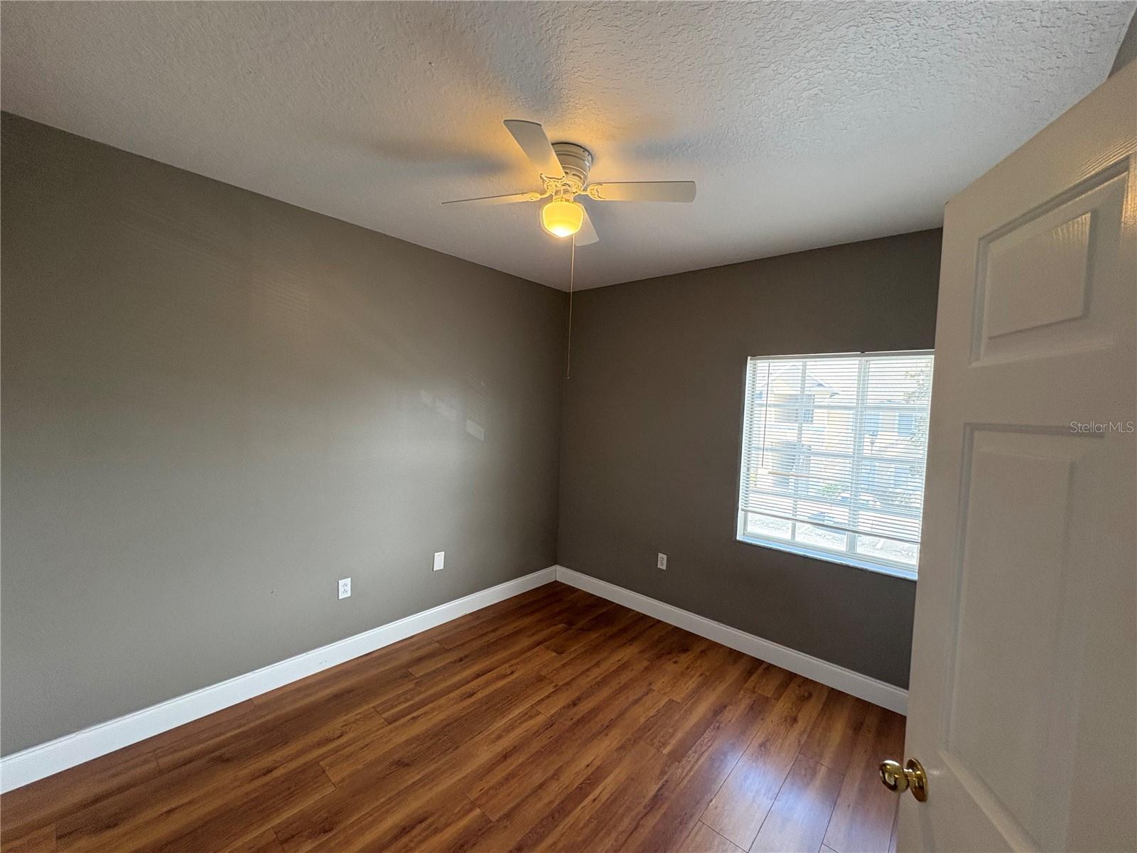 VILLAGES OF BLOOMINGDALE CONDO - Residential Lease