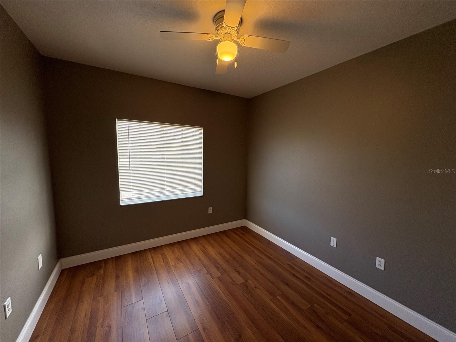 VILLAGES OF BLOOMINGDALE CONDO - Residential Lease