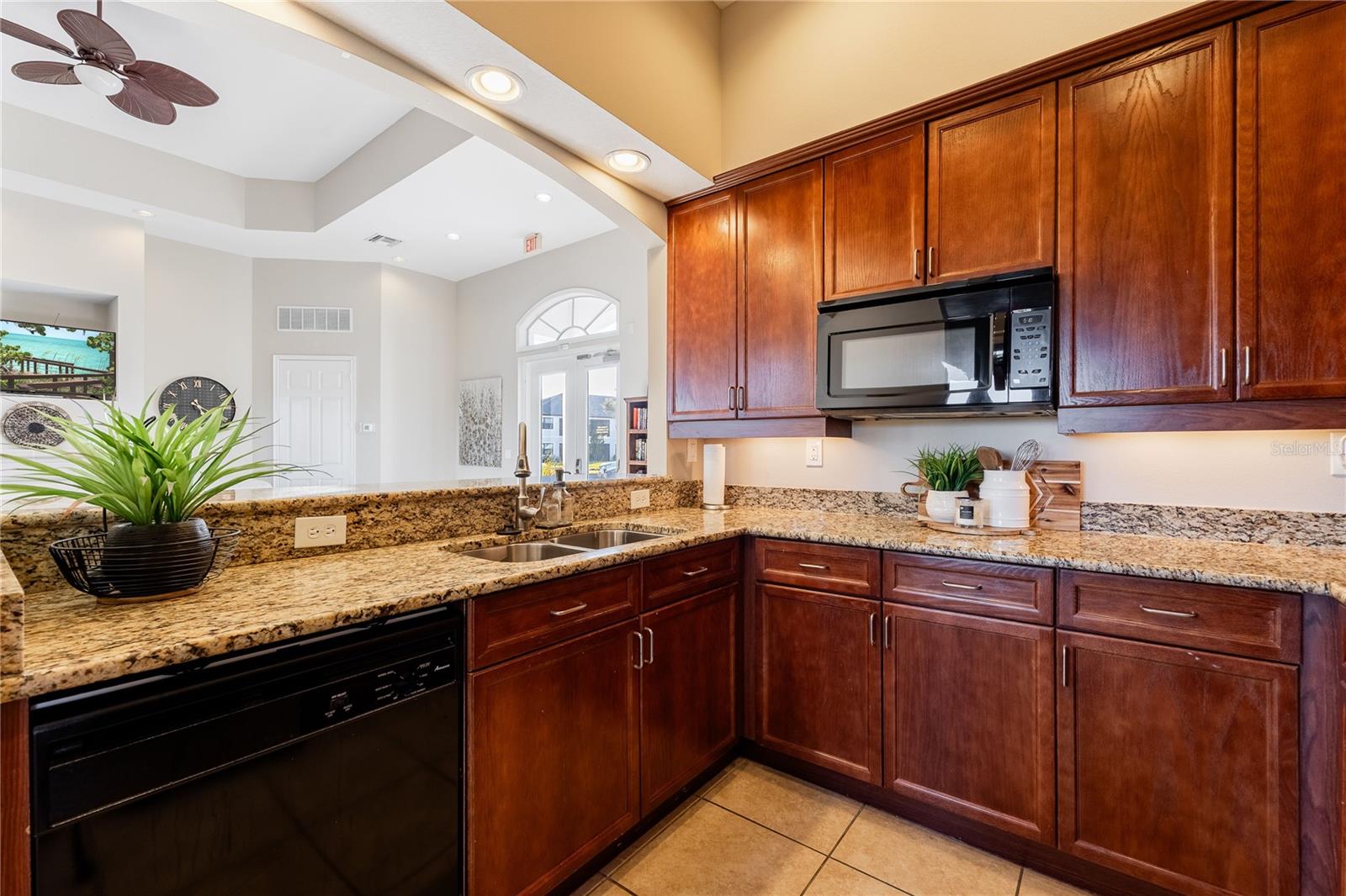 BELLA VIA/PORT CHARLOTTE BLDG - Residential