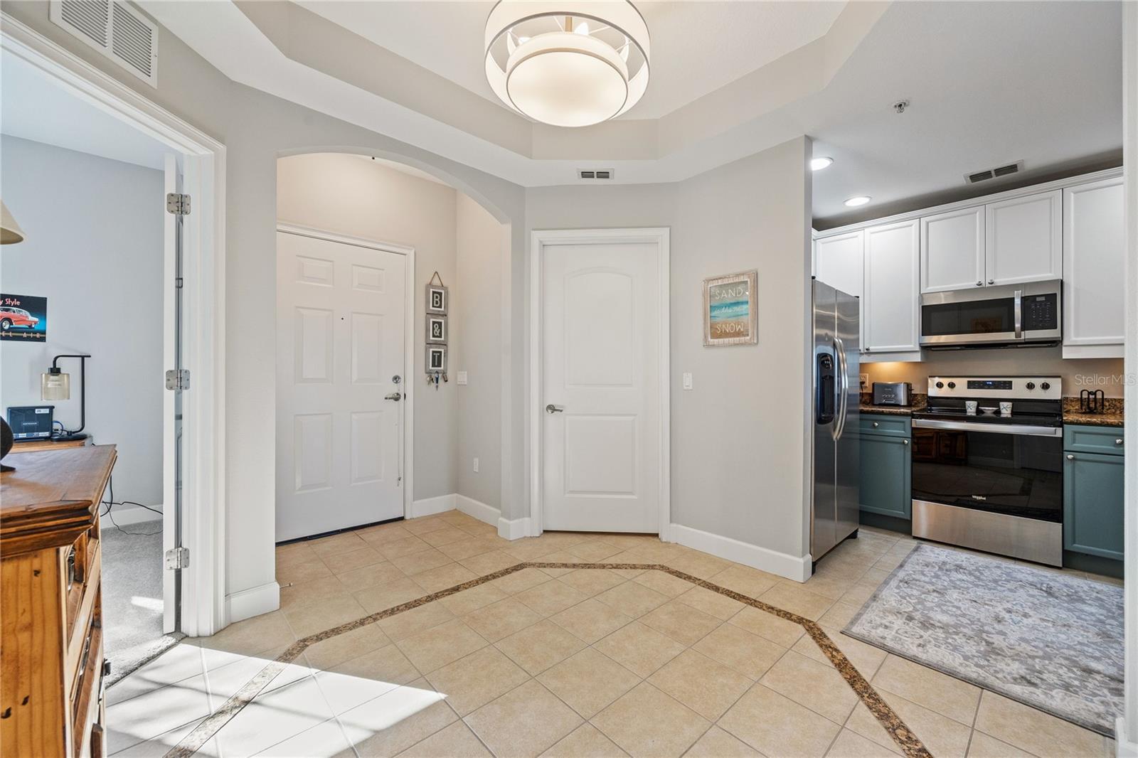 BELLA VIA/PORT CHARLOTTE BLDG - Residential