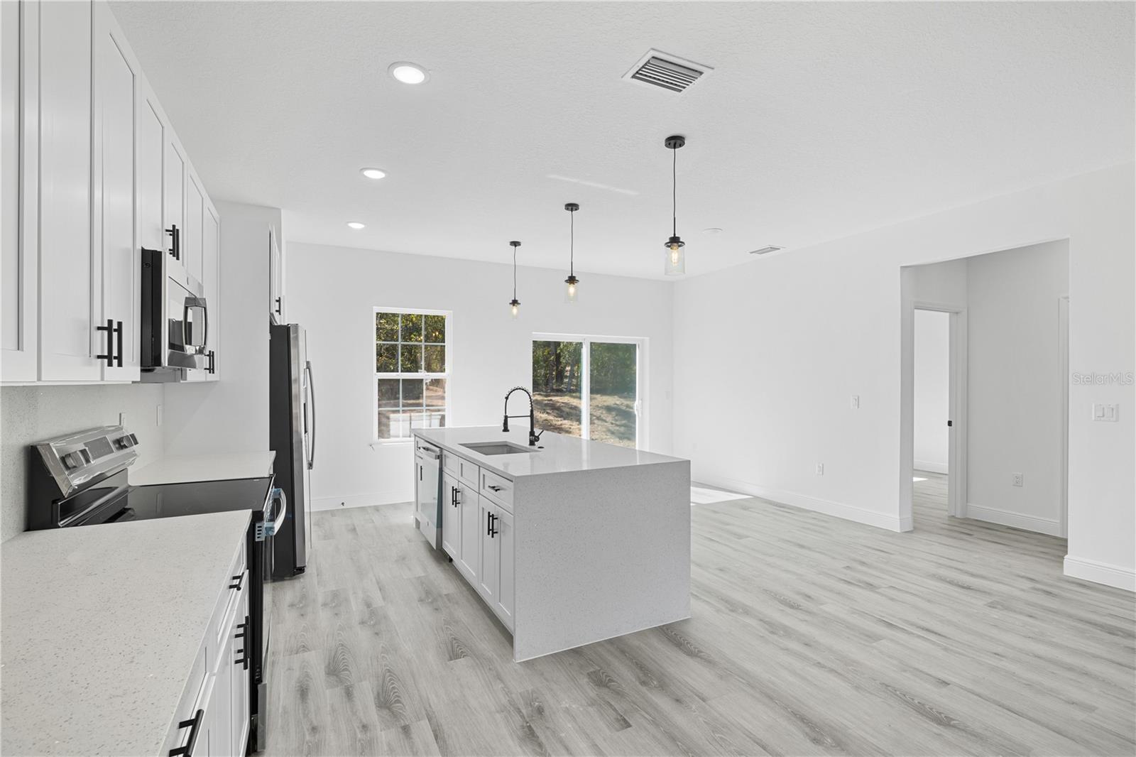 CITRUS SPGS UNIT 04 - Residential