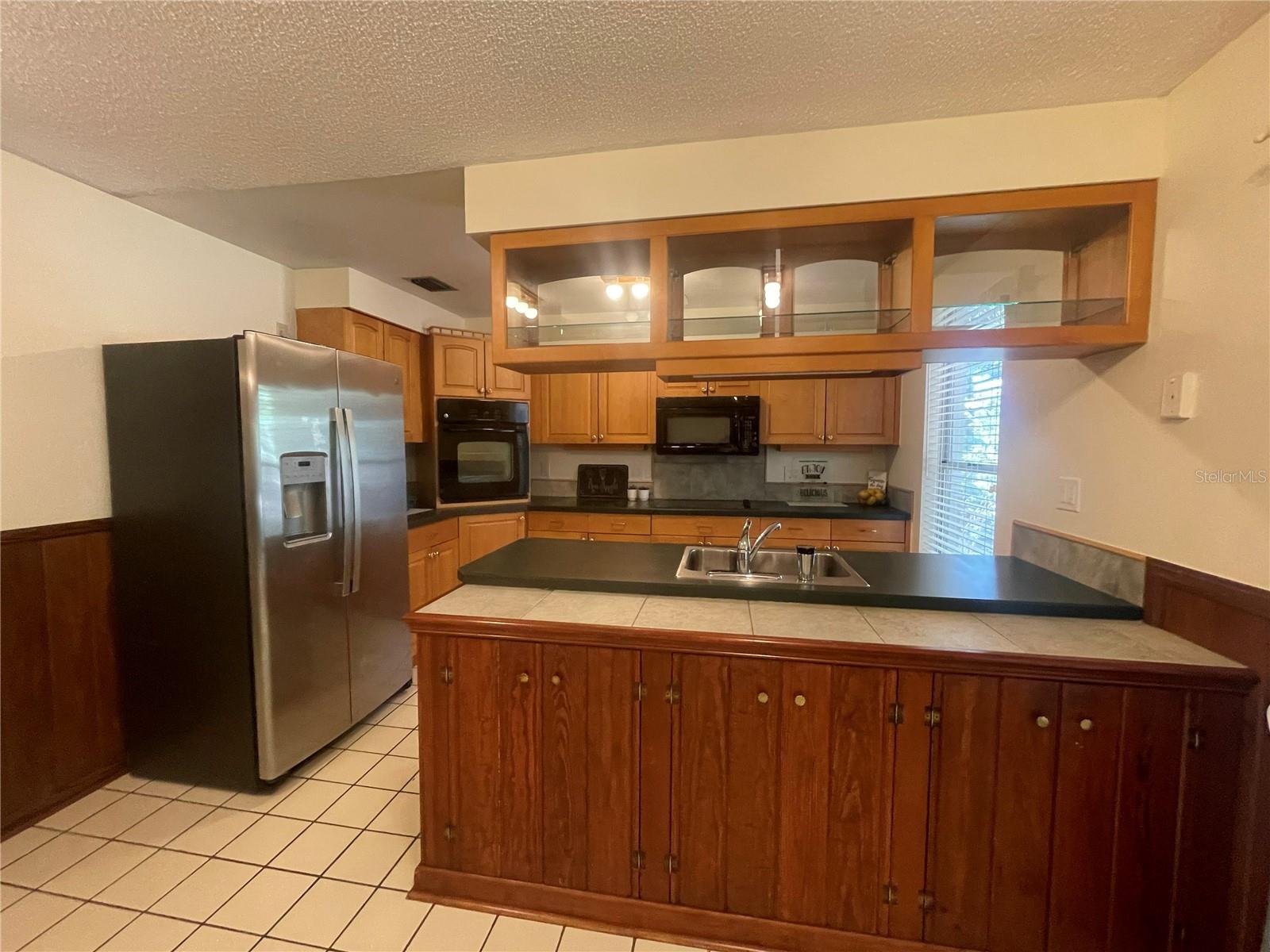 1624 SANDSTONE COURT