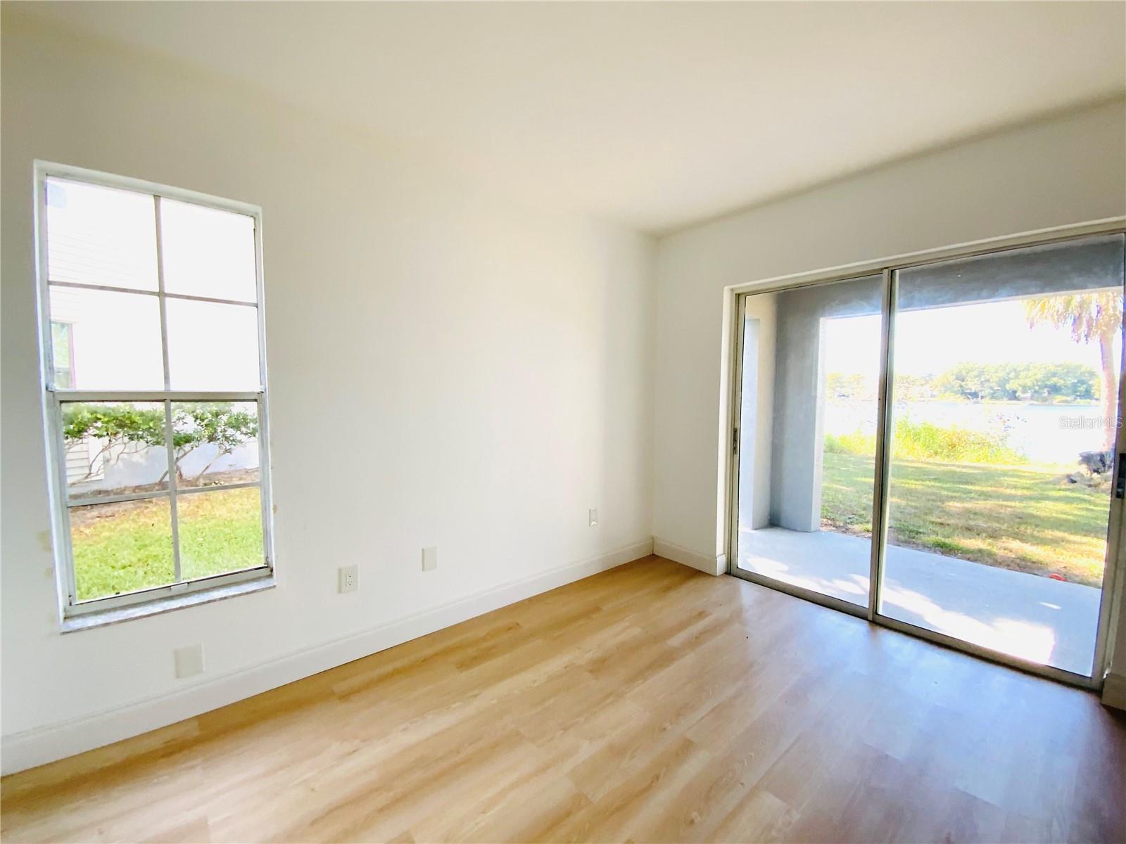 WATERSIDE CONDO III - Residential