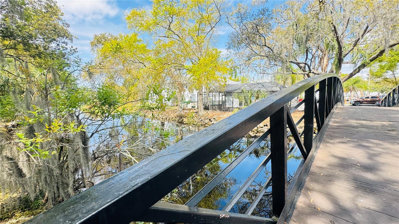 WATERSIDE CONDO III - Residential