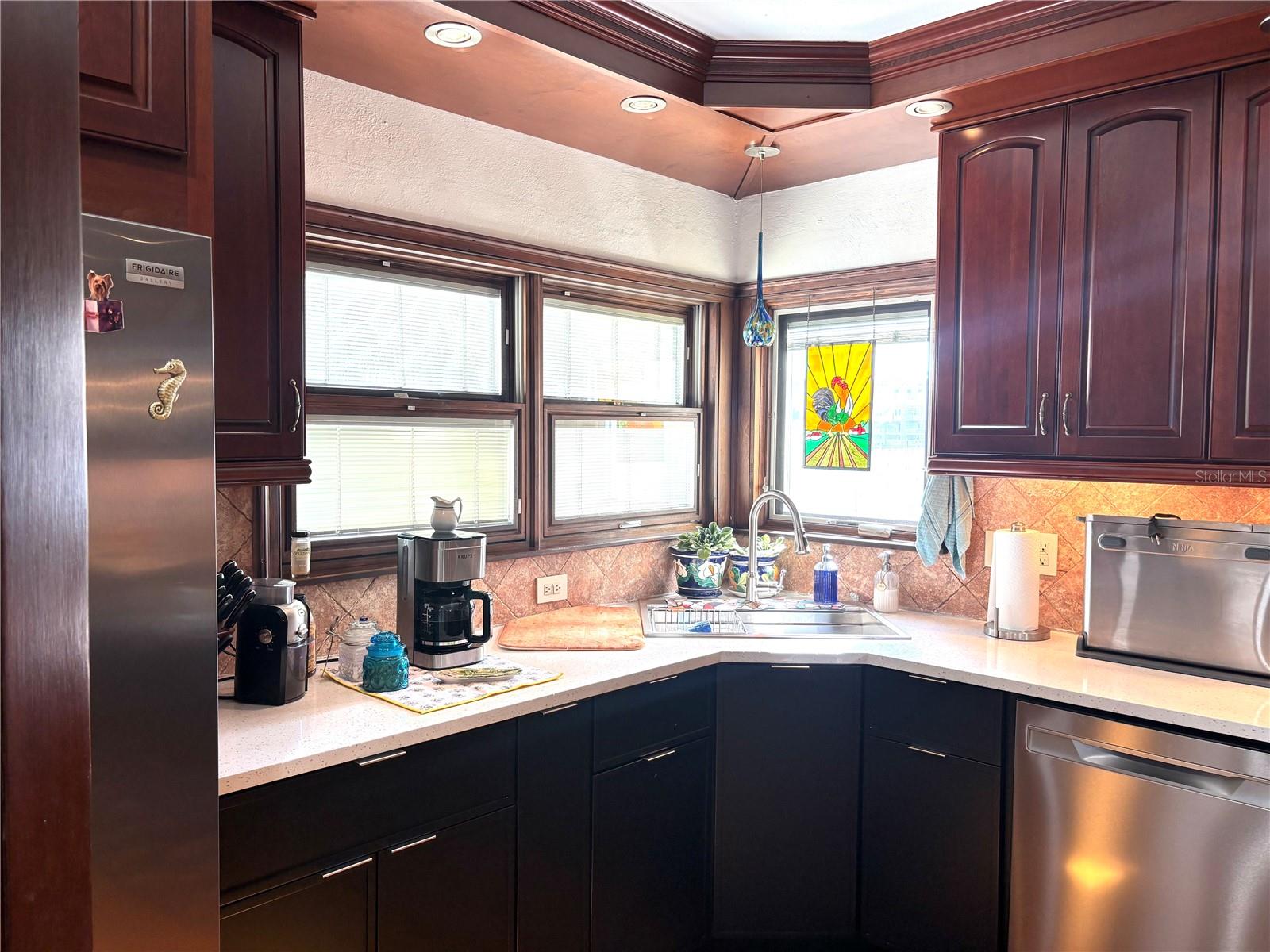 BAYSIDE SUB - Residential