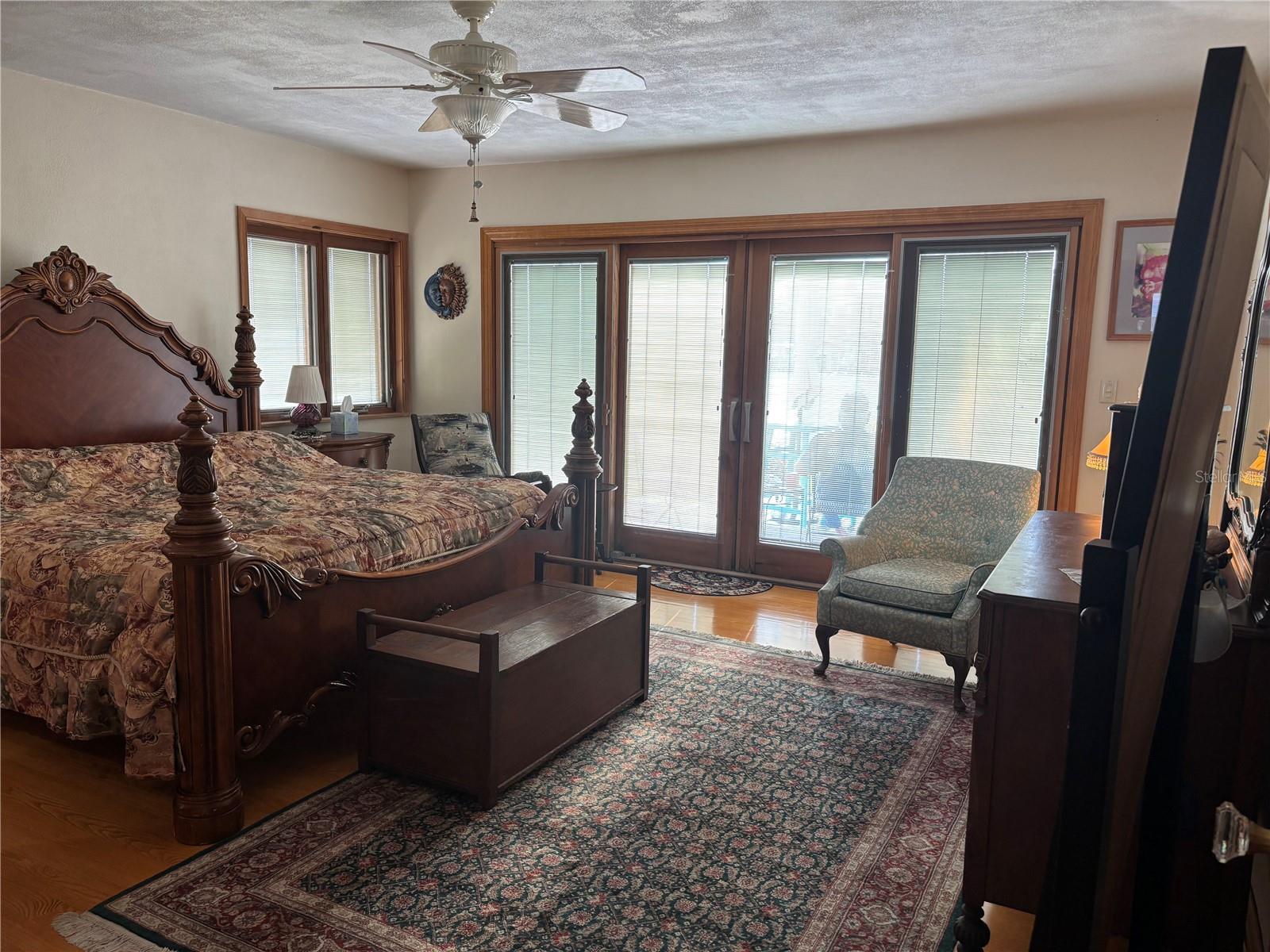 BAYSIDE SUB - Residential