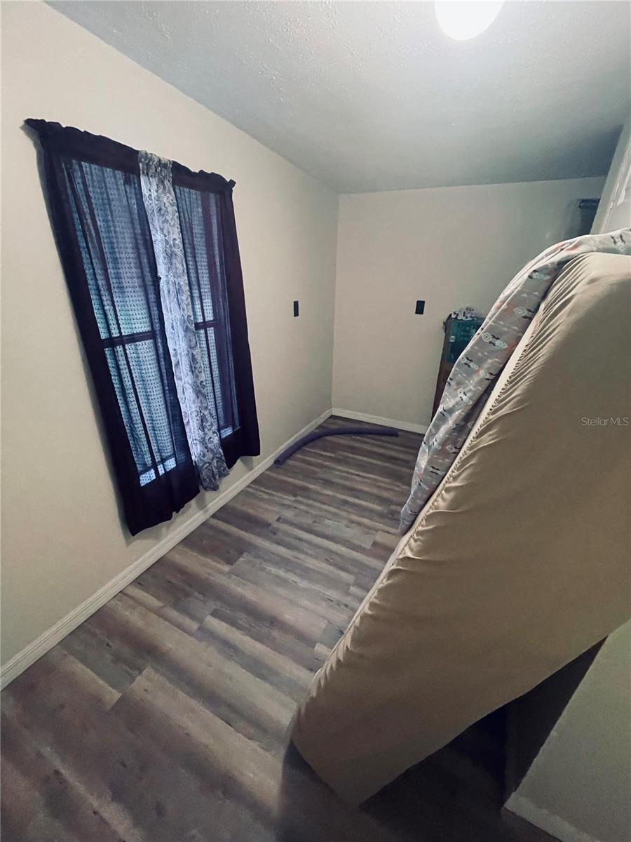 FLORIDA HIGHLANDS - Residential