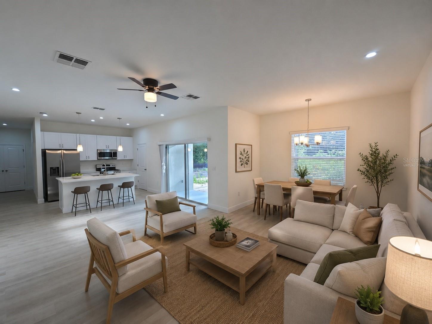 12 LOCUST RUN DRIVE