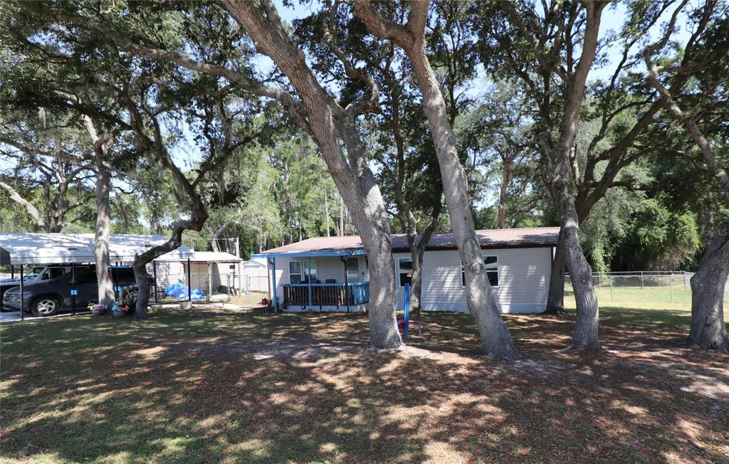 Photo of 18435 SE 58th Street, Ocklawaha, FL 32179 (MLS # OM701745)
