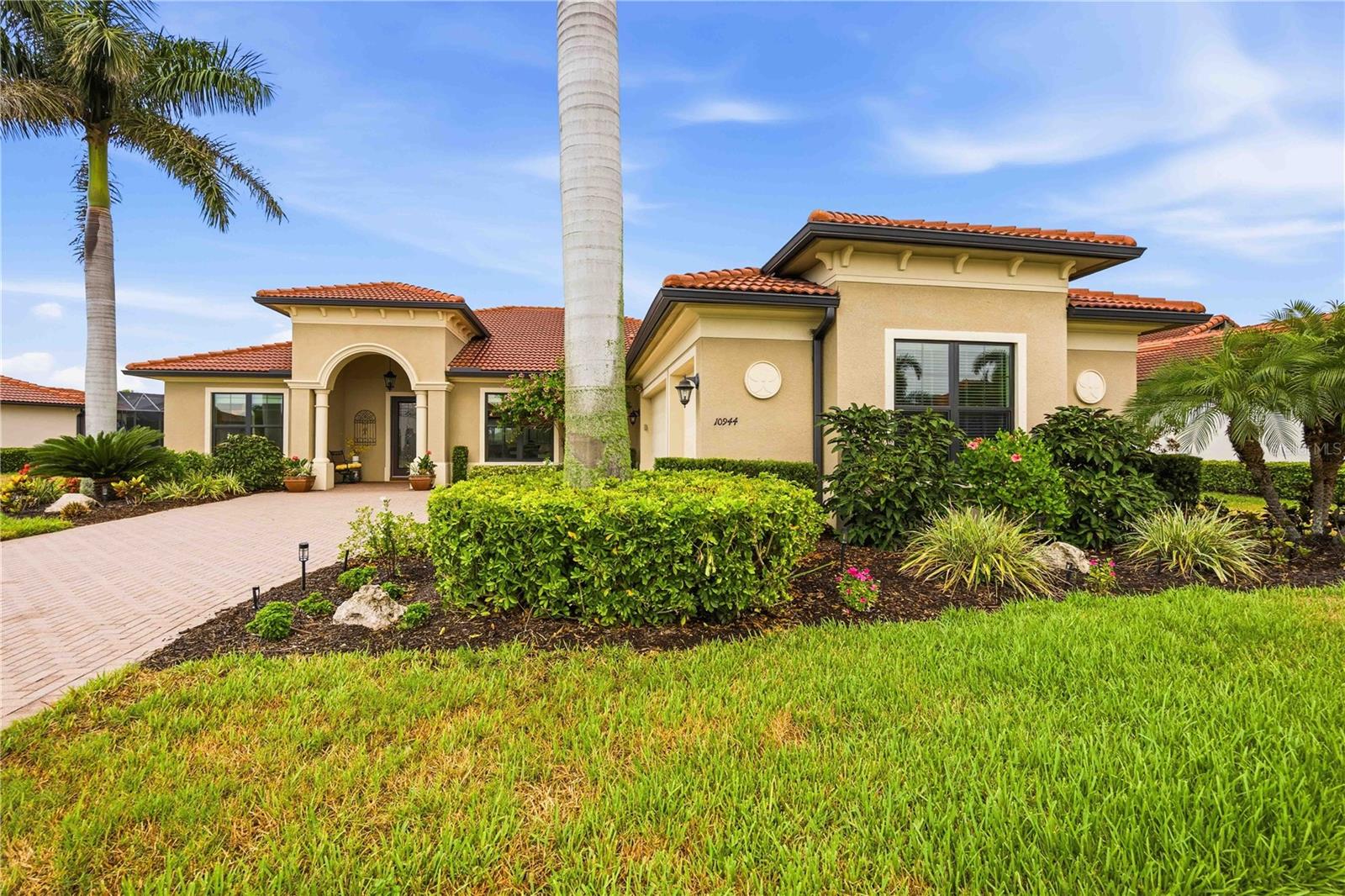 10944 BULLRUSH DRIVE