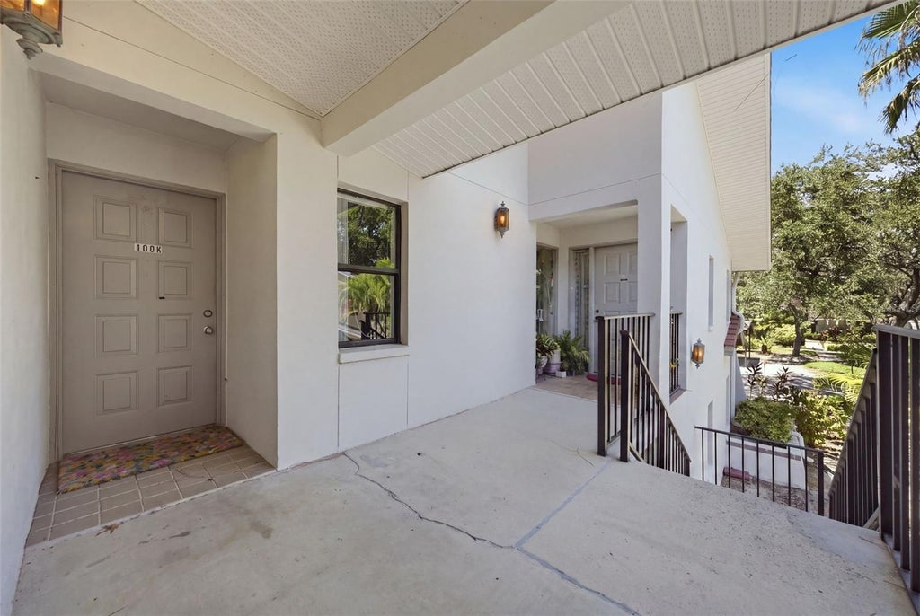 Photo of 300 S Florida Avenue #100K, Tarpon Springs, FL 34689 (MLS # TB8545335)