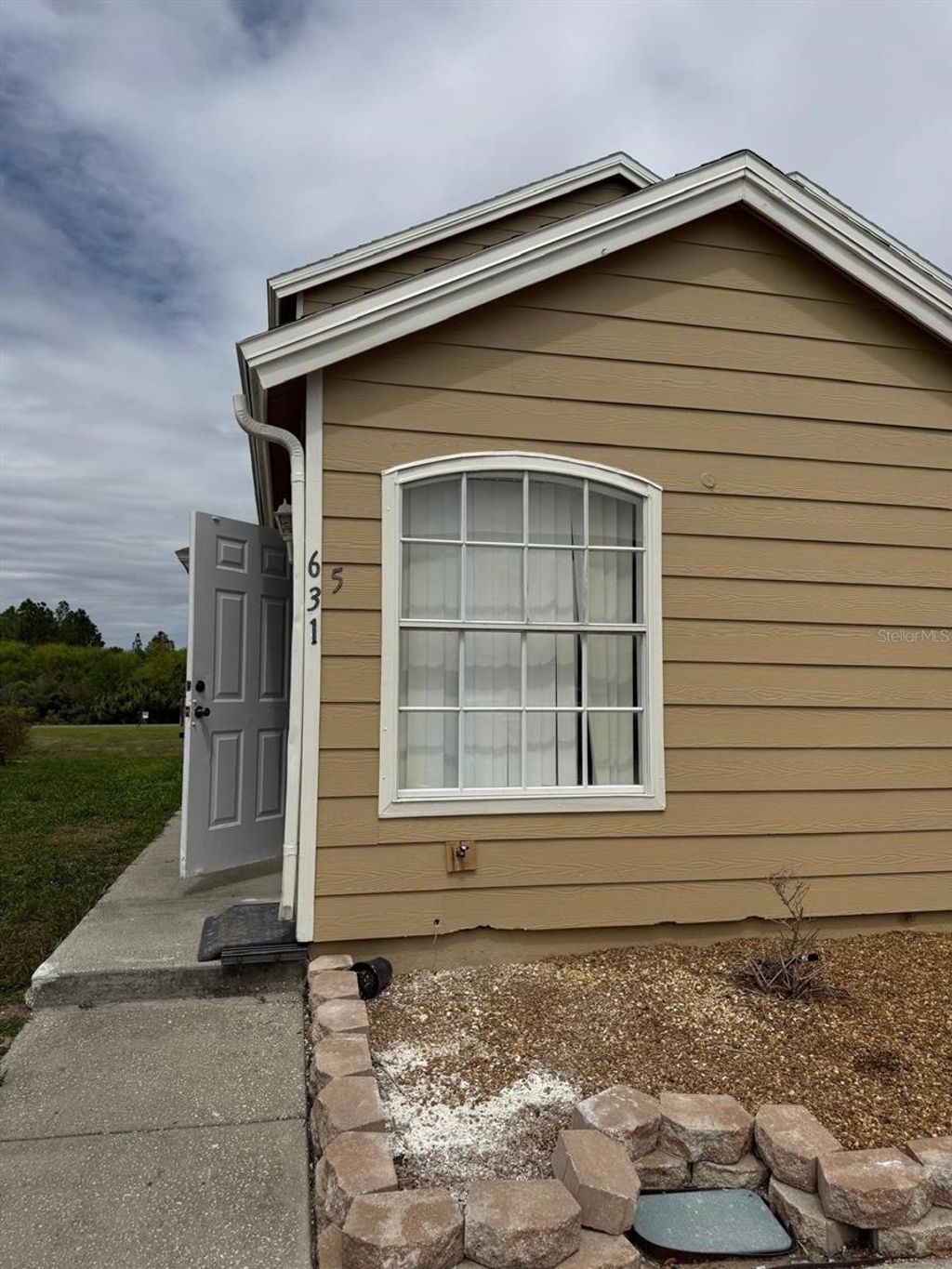 Photo of 631 Washington Palm Loop, Davenport, FL 33897 (MLS # O6393949)