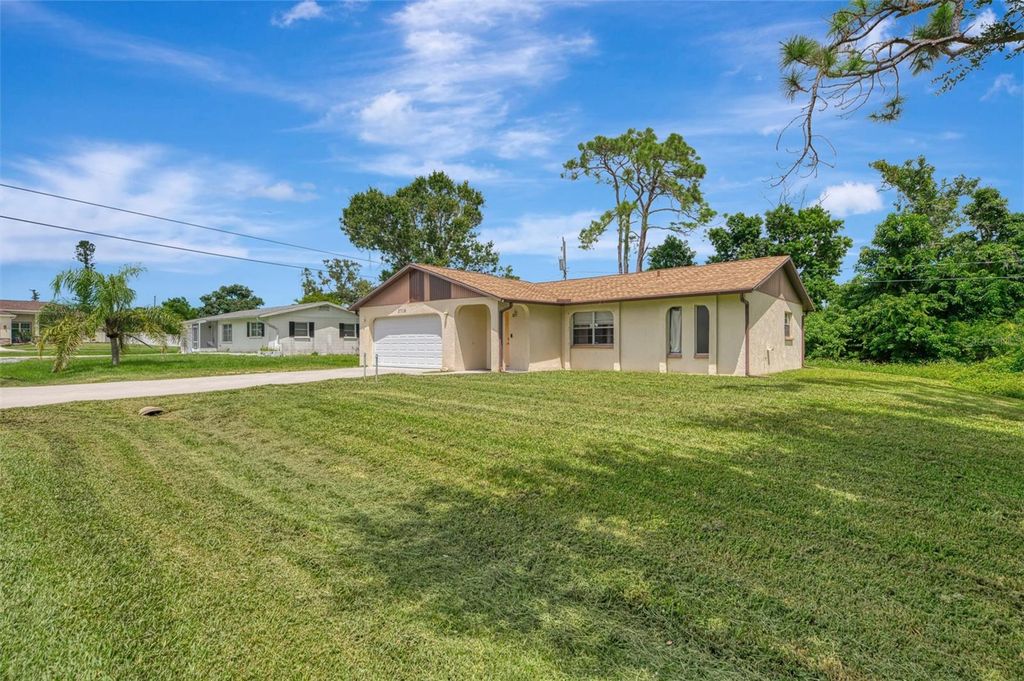 Photo of 3716 Dunbar Road, Venice, FL 34293 (MLS # A4663978)
