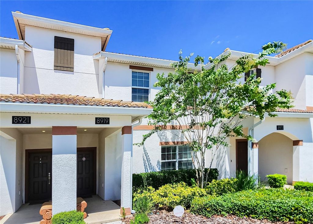 Photo of 8919 Stinger Drive, Davenport, FL 33896 (MLS # S5136581)