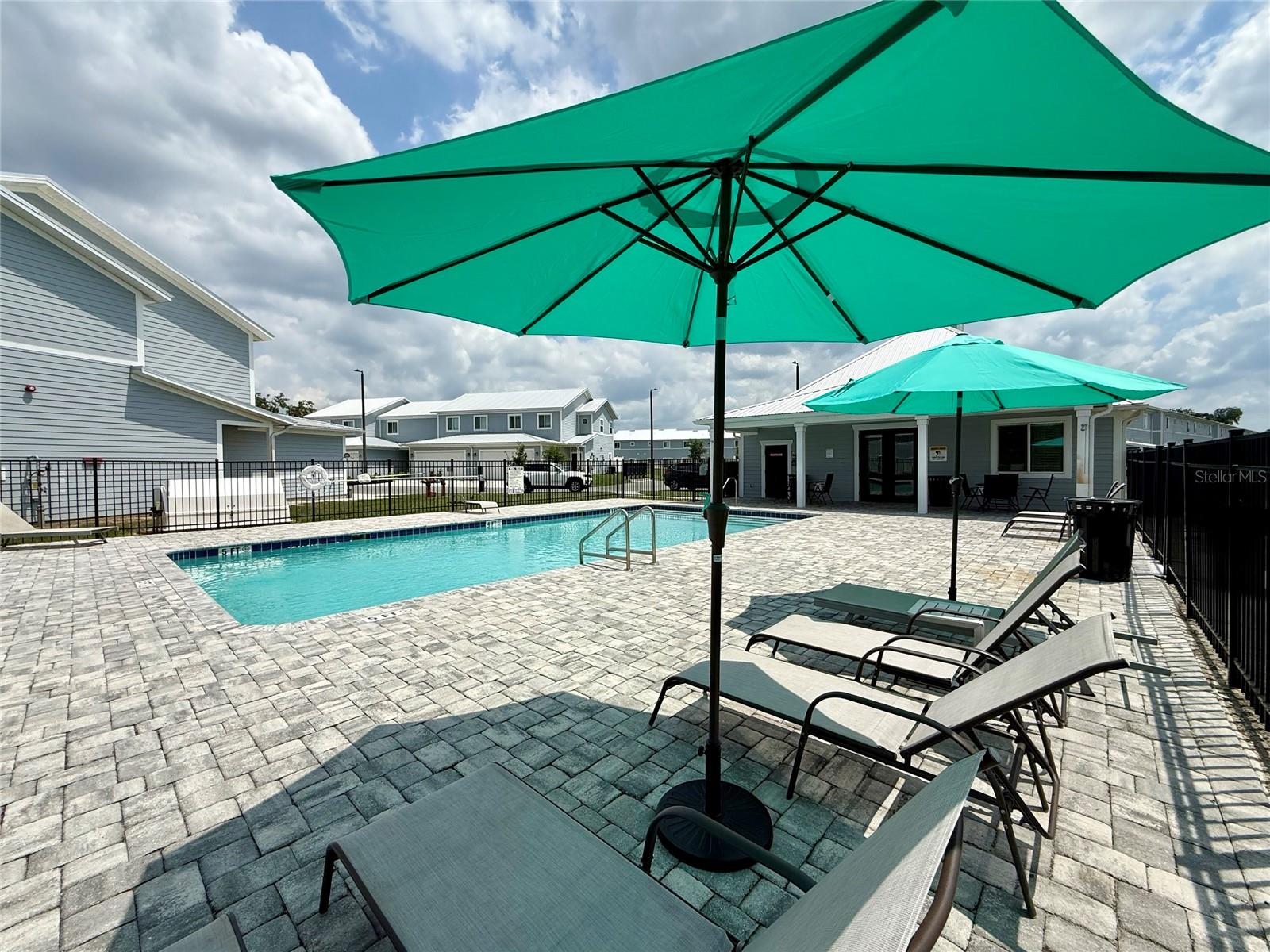 BOUNT & WHITLEDGE SUB - Residential Lease