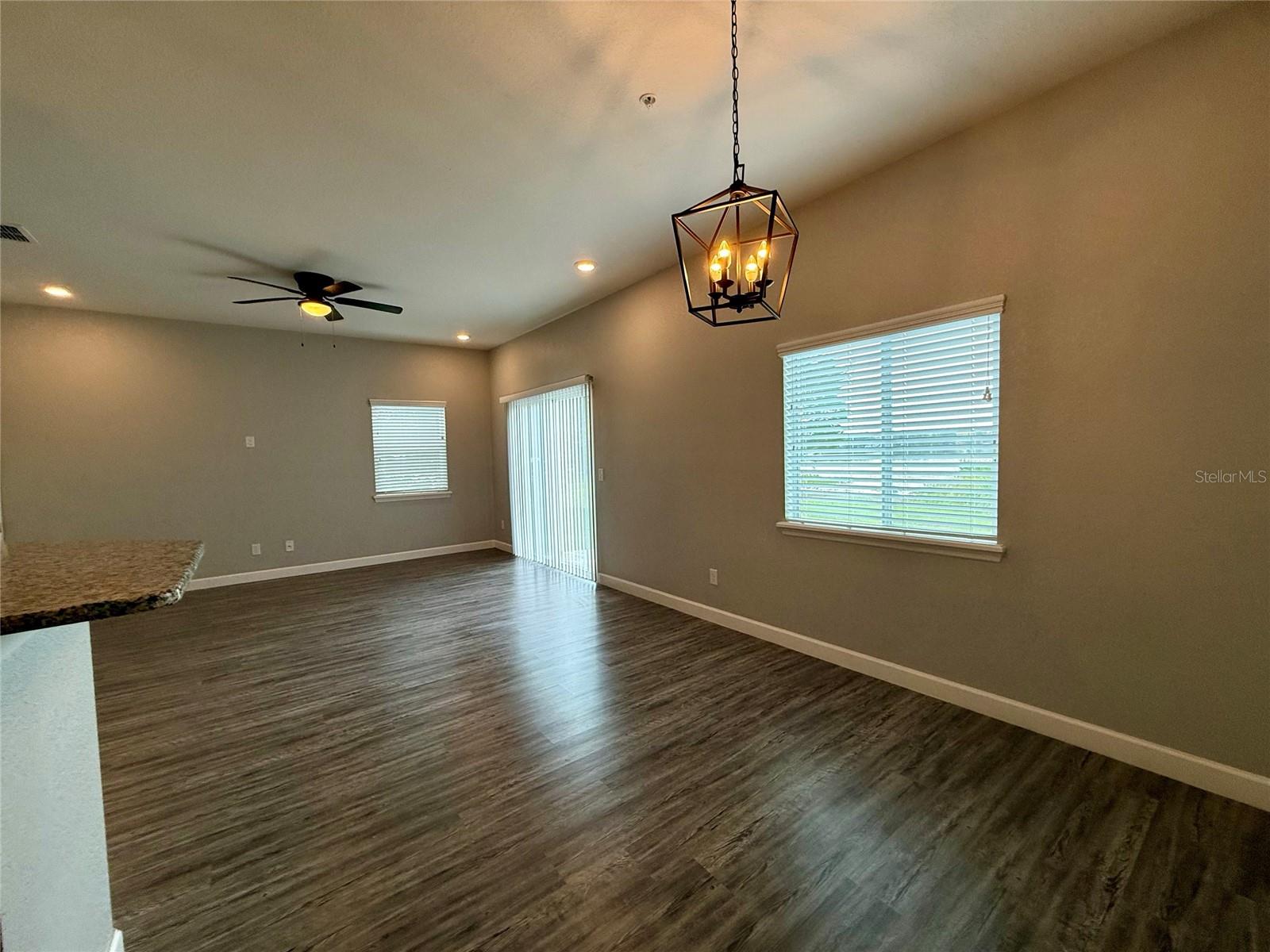 BOUNT & WHITLEDGE SUB - Residential Lease