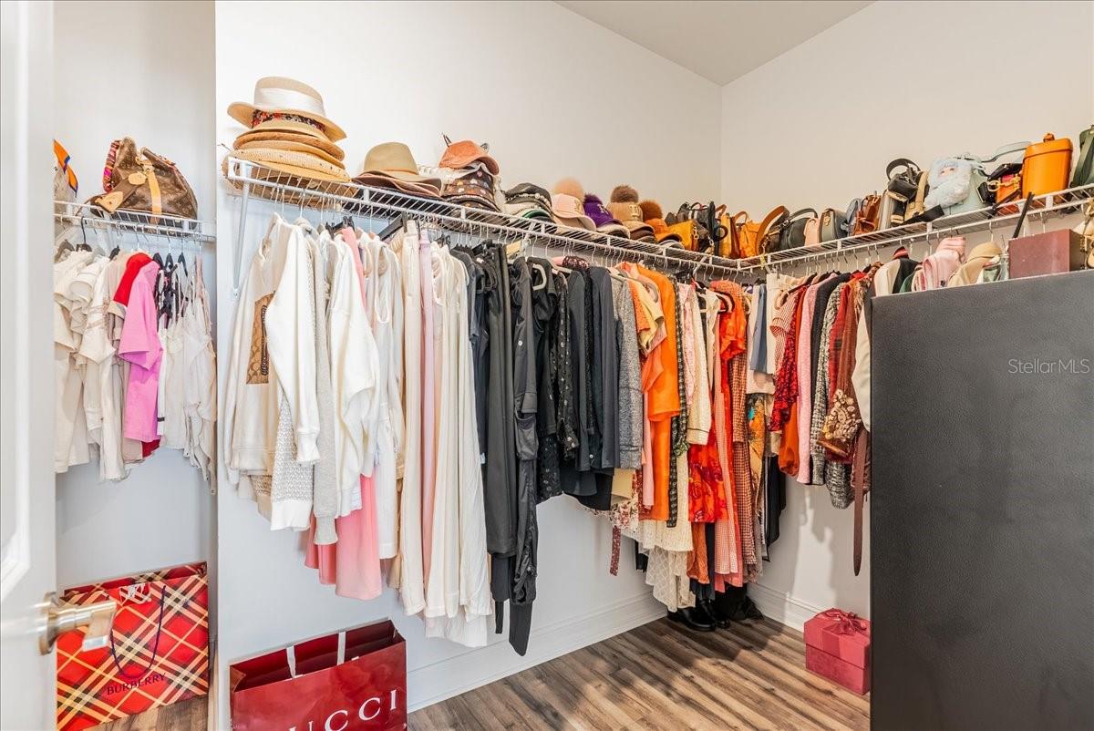 PEARL ESTATES - Residential