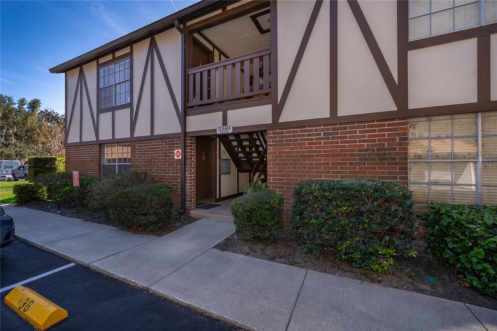 CAMELOT BY LAKE CONDO - Residential