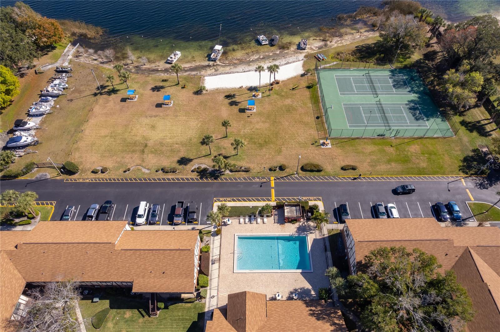 CAMELOT BY LAKE CONDO - Residential