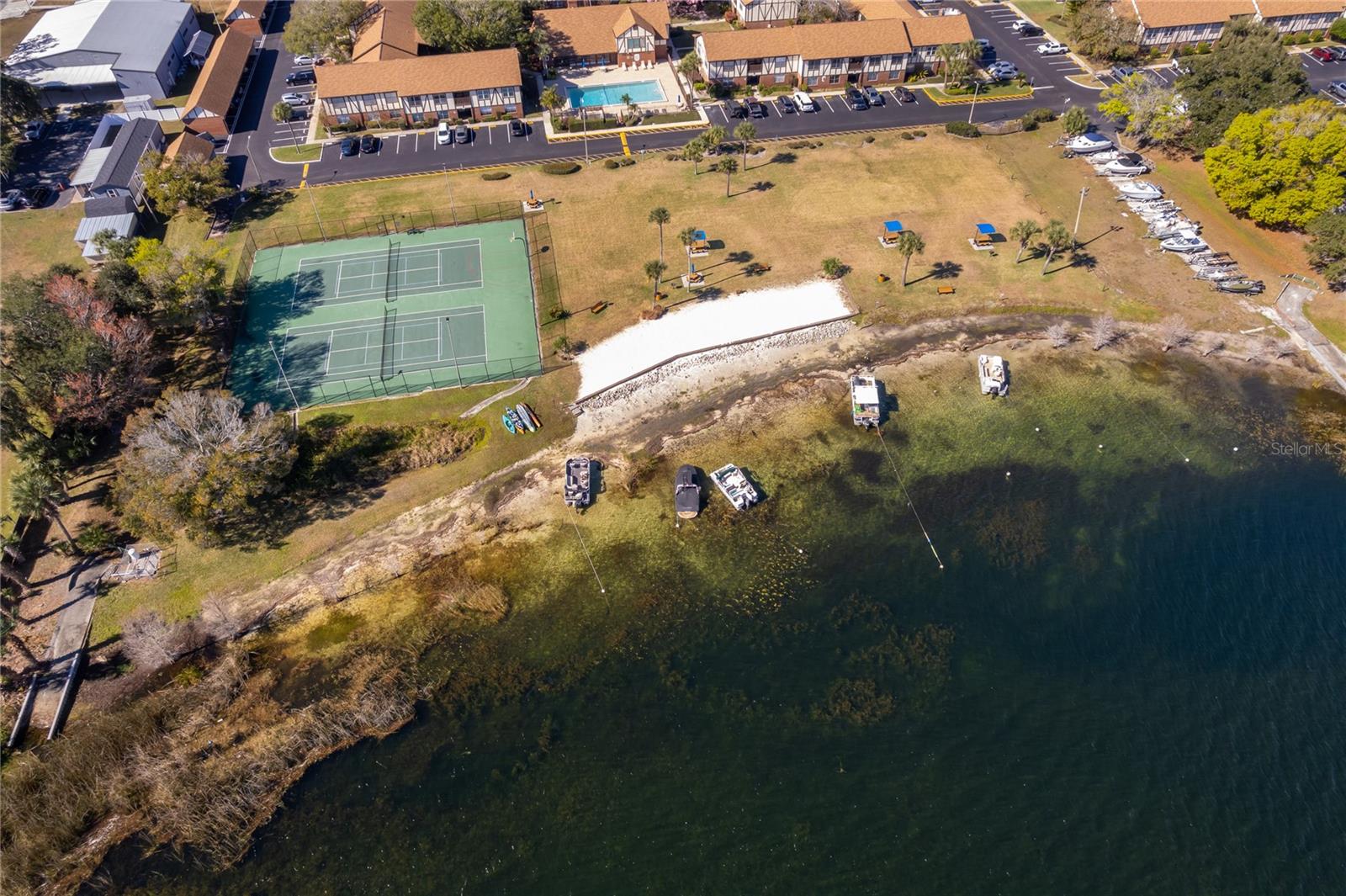 CAMELOT BY LAKE CONDO - Residential