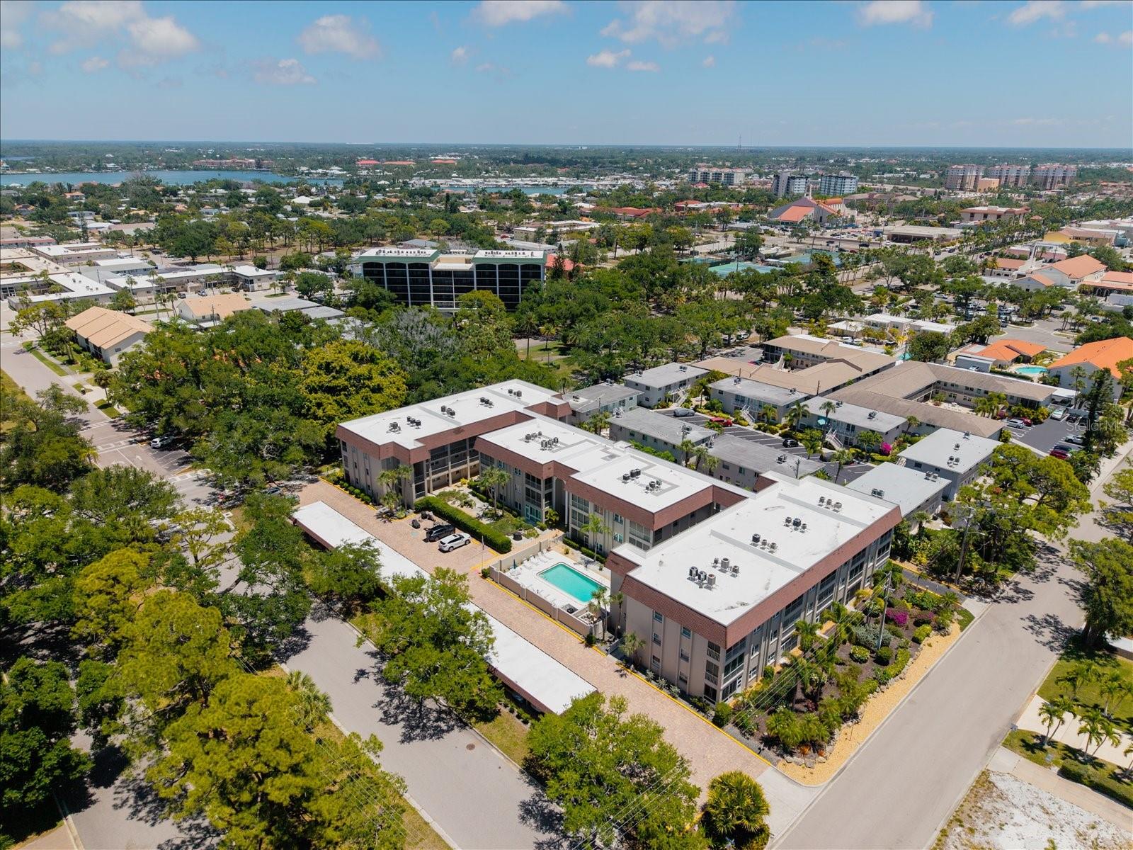 VENICE PARK - Residential