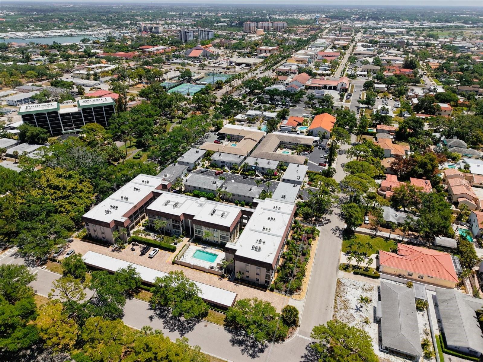 VENICE PARK - Residential