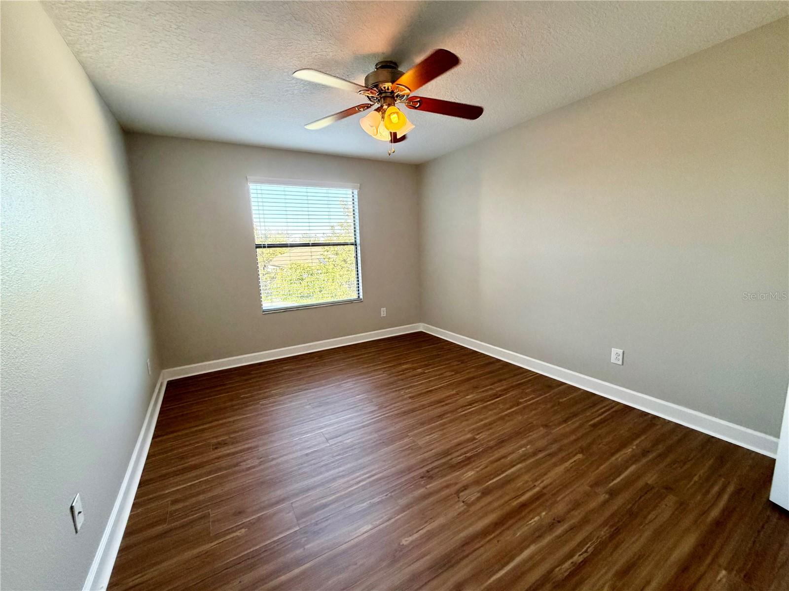 ALEXANDER RDG - Residential Lease