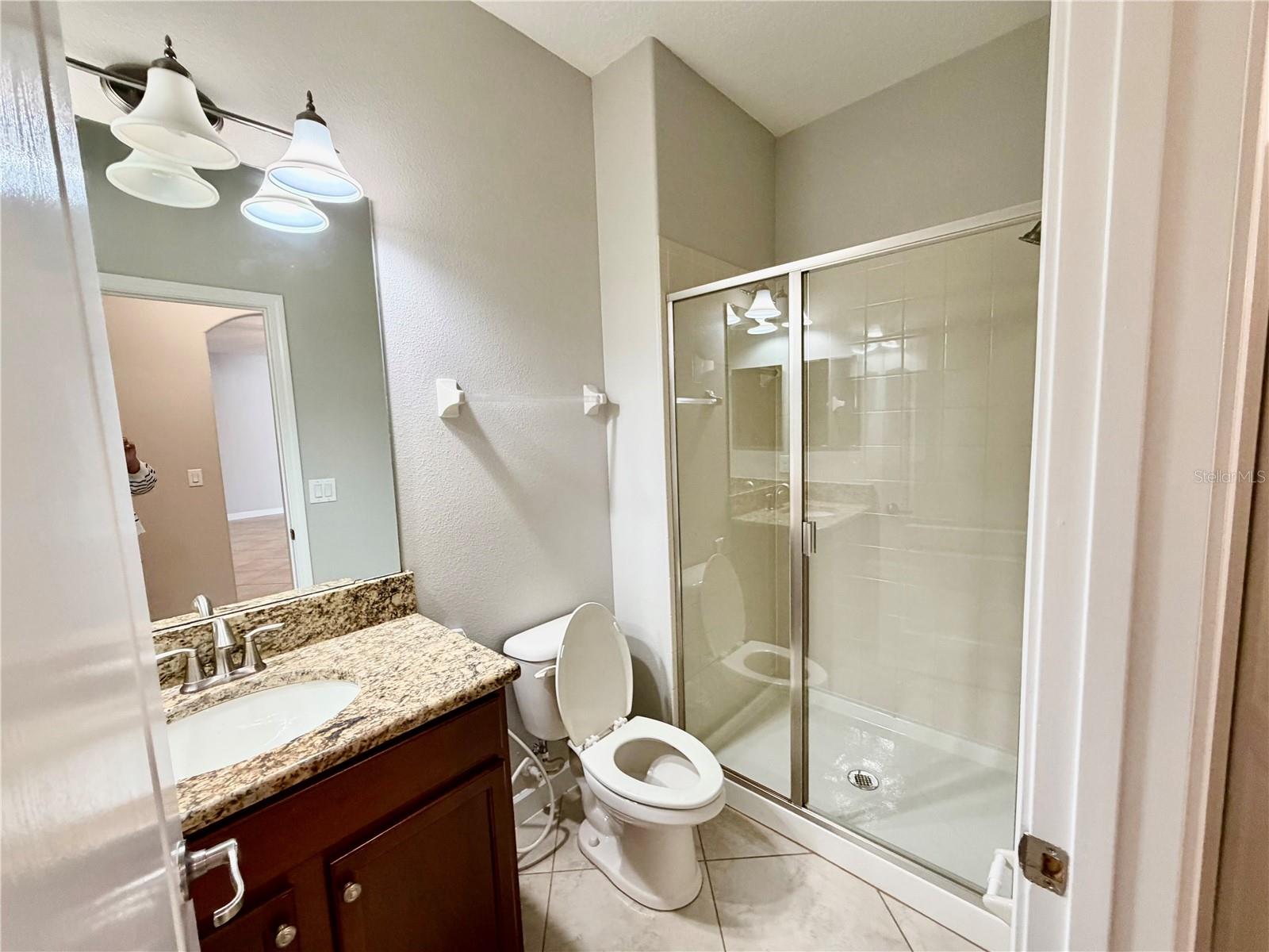 ALEXANDER RDG - Residential Lease